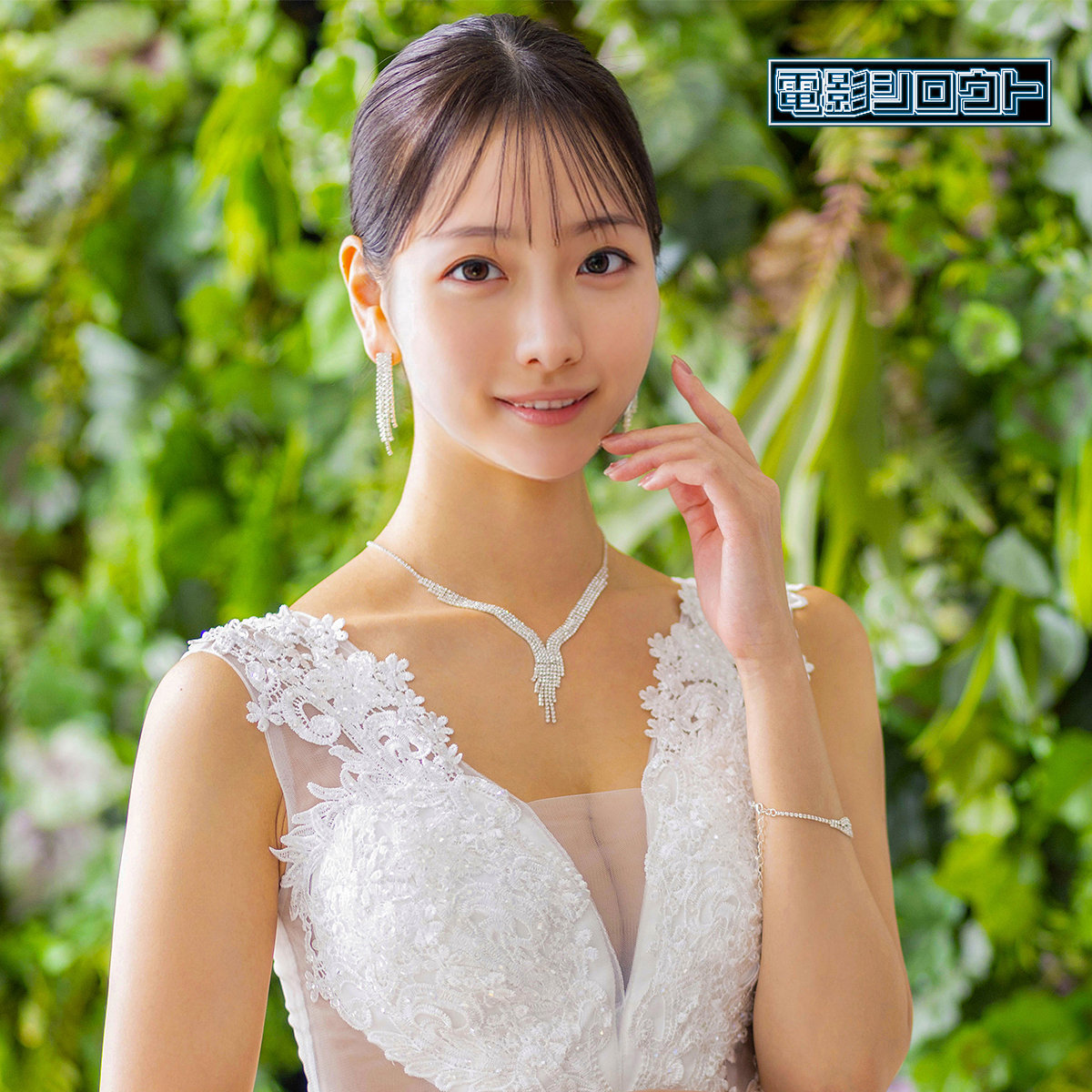 DEAS-057:すみれのAV女優は誰?名前は?